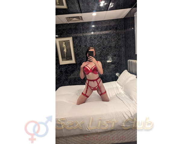 Arabella Allure   Sensual and Sexy  0478 940 598